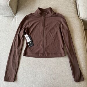 Aritzia golden butter limit zip longsleeve